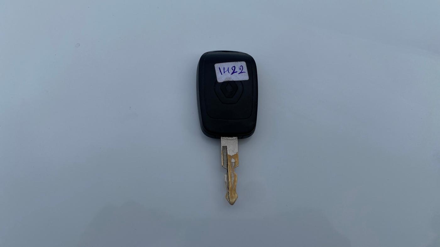 2018 Renault Kwid RXT 1.0 AMT (O), CNG, Automatic, 83,245 km, Key Close Up