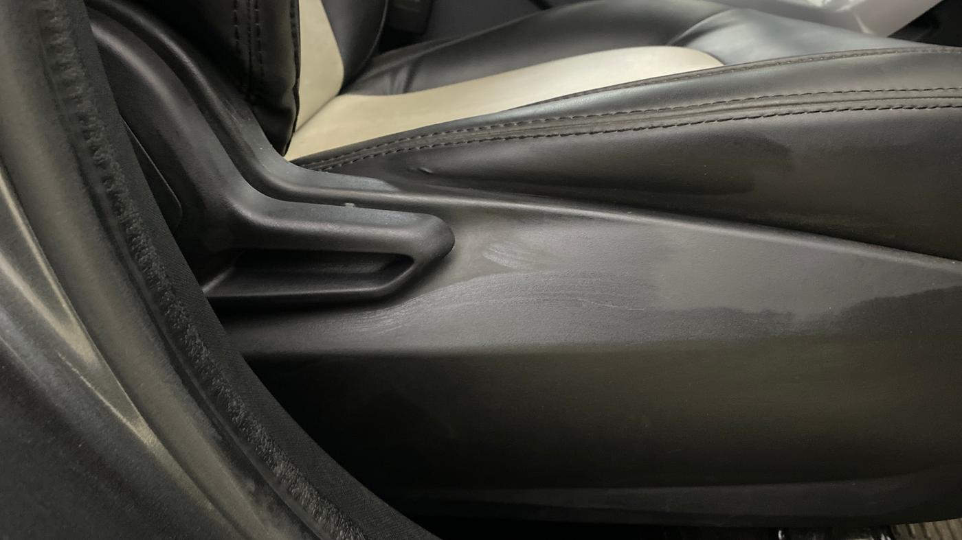 2023 Tata NEXON XMA SUNROOF PETROL, Petrol, Automatic, 16,401 km, Driver Side Adjustment Panel