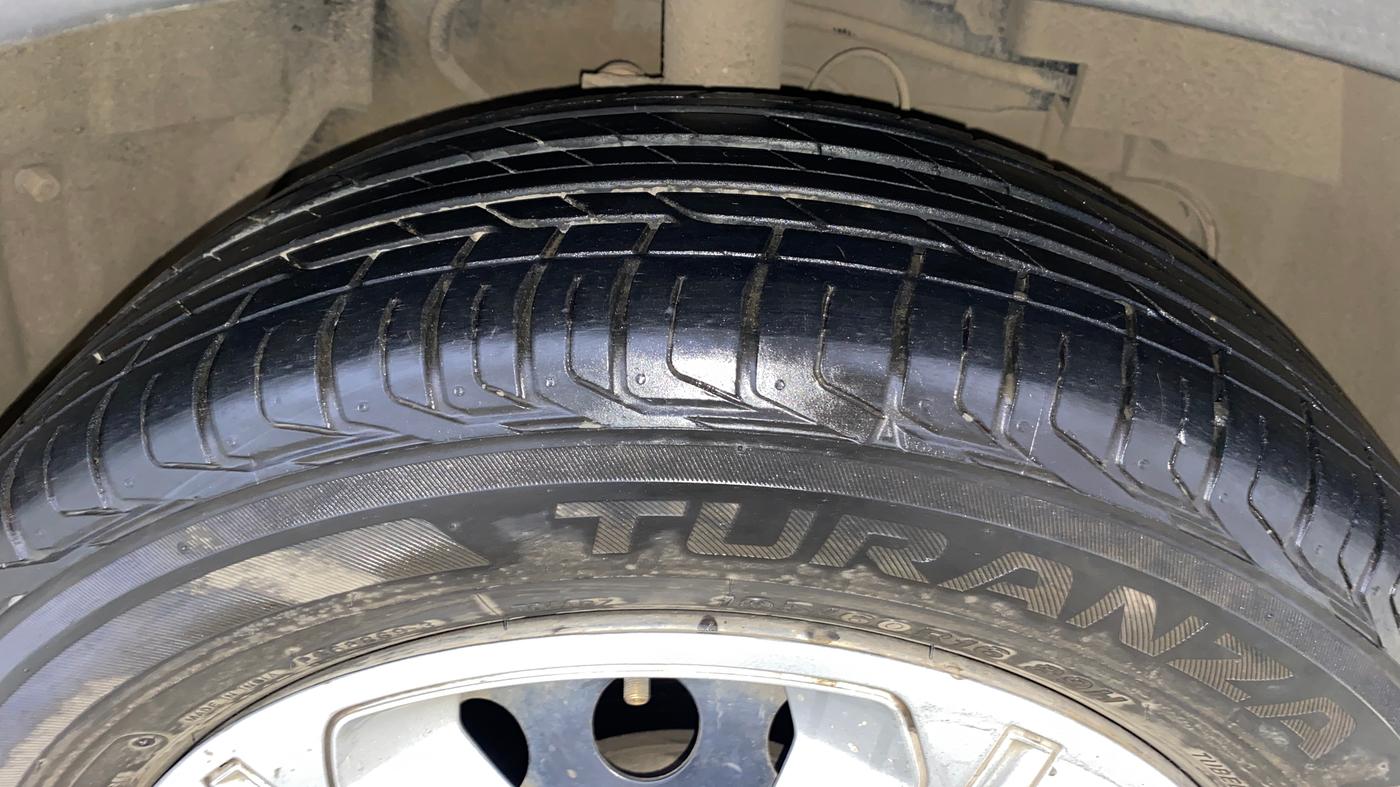 2023 Tata NEXON XMA SUNROOF PETROL, Petrol, Automatic, 16,401 km, Right Front Tyre Tread