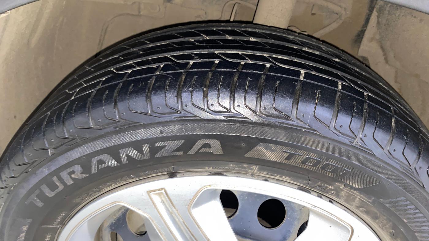 2023 Tata NEXON XMA SUNROOF PETROL, Petrol, Automatic, 16,401 km, Left Front Tyre Tread