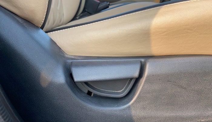 2020 Hyundai NEW SANTRO SPORTZ AMT, Petrol, Automatic, 37,153 km, Driver Side Adjustment Panel