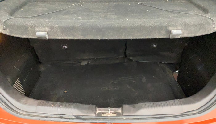 2018 Maruti IGNIS ZETA 1.2, Petrol, Manual, 49,514 km, Boot Inside