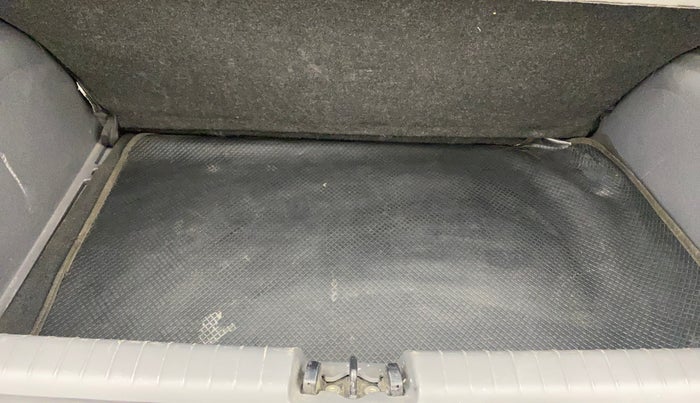 2021 Hyundai GRAND I10 NIOS SPORTZ AMT 1.2 KAPPA VTVT, Petrol, Automatic, 22,653 km, Boot Inside