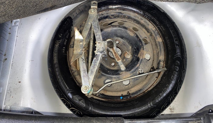 2013 Maruti Swift VDI, Diesel, Manual, 93,055 km, Spare Tyre