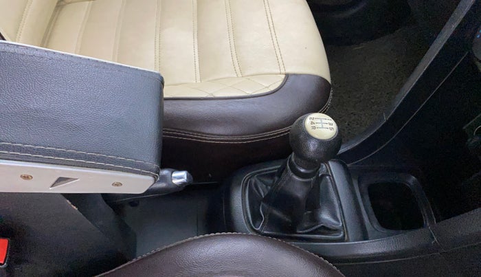 2013 Maruti Swift VDI, Diesel, Manual, 93,055 km, Gear Lever