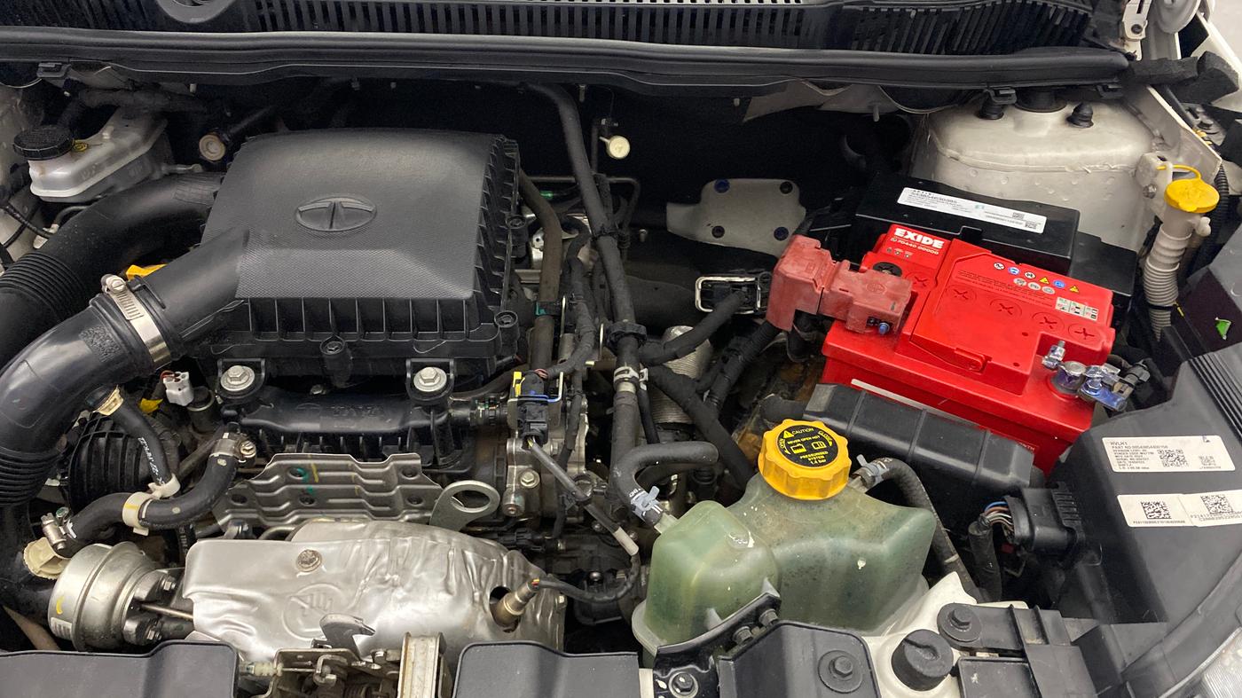 2022 Tata NEXON XZA PLUS PETROL, Petrol, Automatic, 45,759 km, Engine View - Left