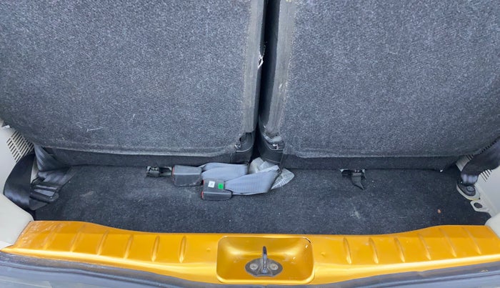 2021 Renault TRIBER RXZ AMT, Petrol, Automatic, 64,858 km, Boot Inside