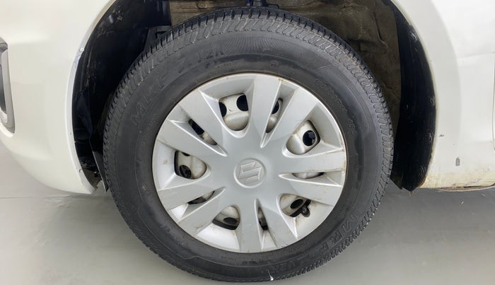 2017 Maruti Swift LXI OPT, Petrol, Manual, 22,911 km, Left Front Wheel
