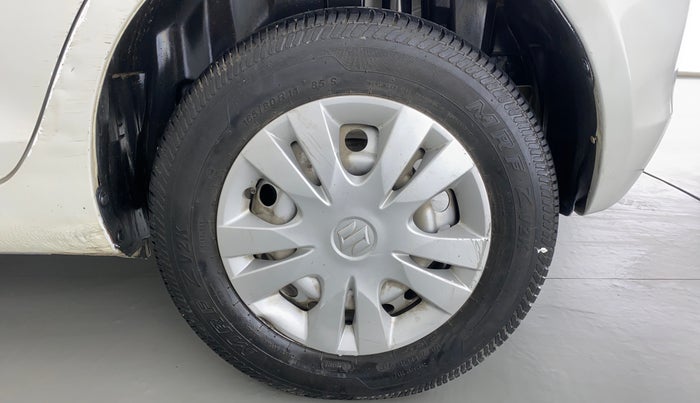 2017 Maruti Swift LXI OPT, Petrol, Manual, 22,911 km, Left Rear Wheel