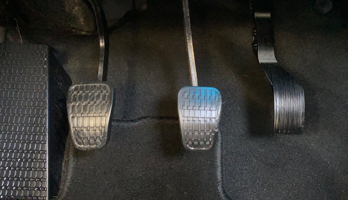 2023 Tata ALTROZ XZ + SUNROOF, Petrol, Manual, 37,220 km, Pedals