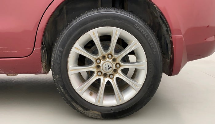 2012 Maruti Ertiga VDI, Diesel, Manual, 82,321 km, Left Rear Wheel