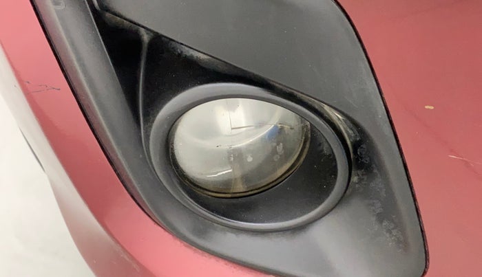 2012 Maruti Ertiga VDI, Diesel, Manual, 82,321 km, Right fog light - Minor damage