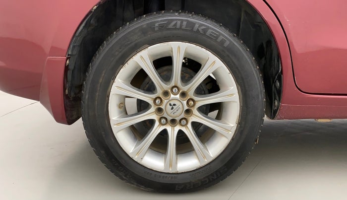 2012 Maruti Ertiga VDI, Diesel, Manual, 82,321 km, Right Rear Wheel