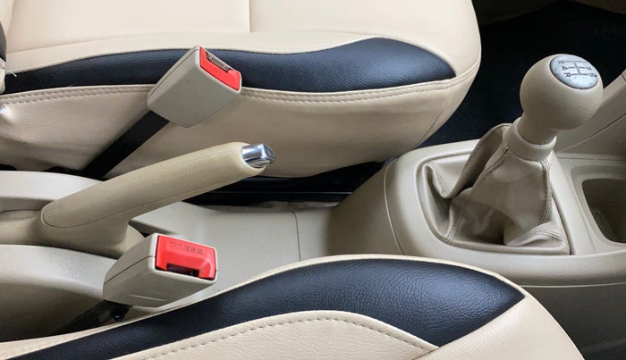 2012 Maruti Ertiga VDI, Diesel, Manual, 82,321 km, Gear Lever