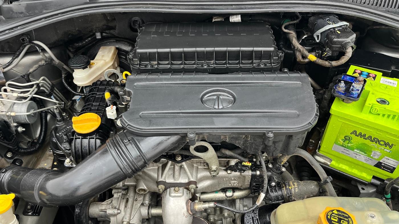 2020 Tata Tiago XZA PLUS PETROL, Petrol, Automatic, 31,205 km, Engine View
