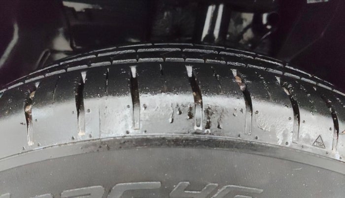 2022 Tata PUNCH CREATIVE  AMT, Petrol, Automatic, 16,627 km, Left Front Tyre Tread