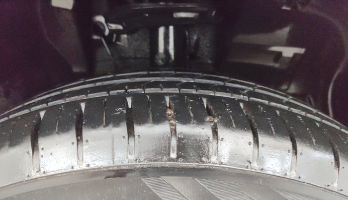 2022 Tata PUNCH CREATIVE  AMT, Petrol, Automatic, 16,627 km, Right Front Tyre Tread