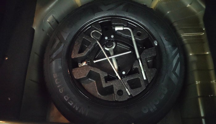 2022 Tata PUNCH CREATIVE  AMT, Petrol, Automatic, 16,627 km, Spare Tyre