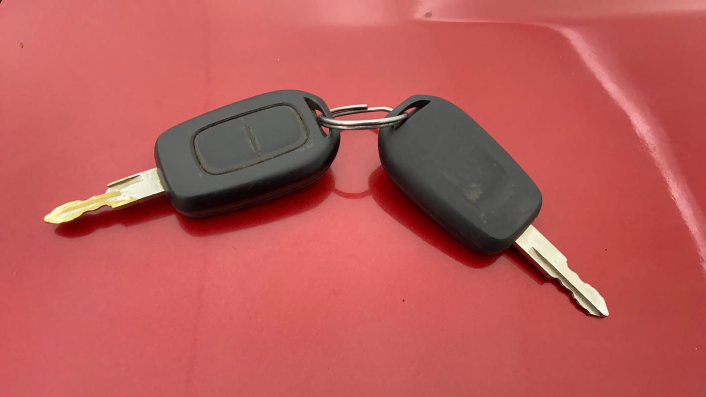 2016 Renault Kwid RXT 1.0, CNG, Manual, 94,193 km, Key Close Up
