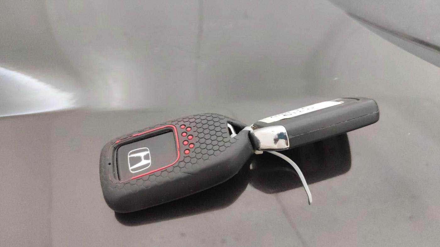 2016 Honda CRV 2.4L 4WD AVN AT, Petrol, Automatic, 90,345 km, Key Close Up