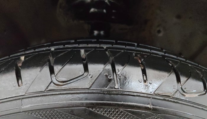 2016 Honda CRV 2.4L 4WD AVN AT, Petrol, Automatic, 90,696 km, Right Front Tyre Tread