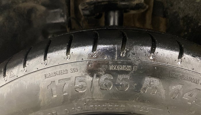 2018 Tata TIAGO NRG PETROL, Petrol, Manual, 93,656 km, Left Front Tyre Tread