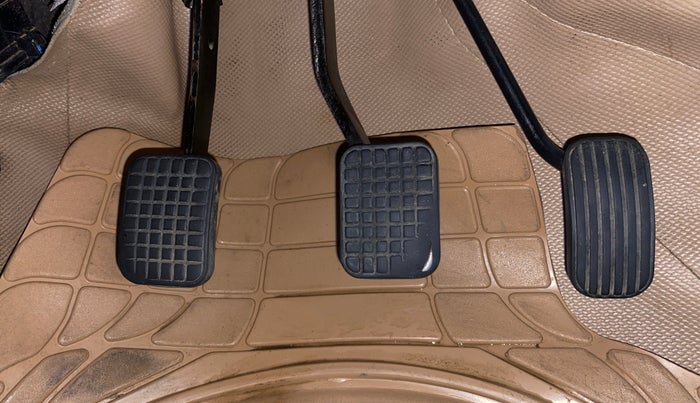 2018 Tata TIAGO NRG PETROL, Petrol, Manual, 93,656 km, Pedals