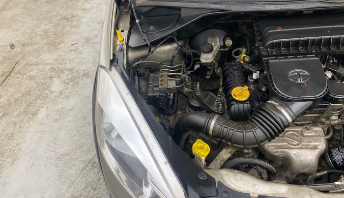 2018 Tata TIAGO NRG PETROL, Petrol, Manual, 93,656 km, Engine View - Right