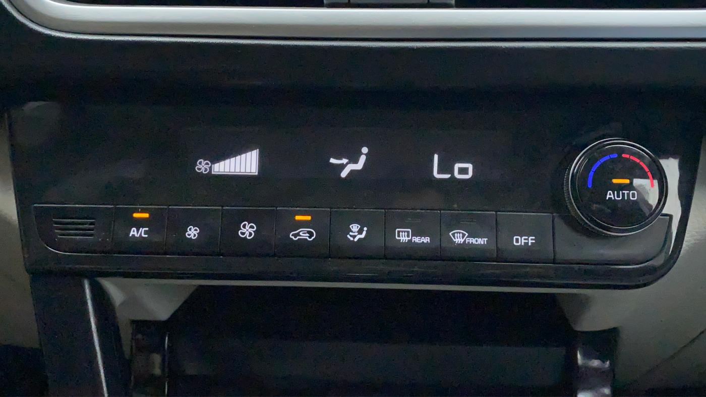2019 KIA SELTOS HTX 1.5 PETROL MT, Petrol, Manual, 41,289 km, Automatic Climate Control