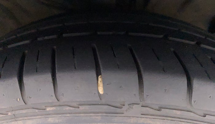 2019 KIA SELTOS HTX 1.5 PETROL MT, Petrol, Manual, 41,289 km, Right Front Tyre Tread