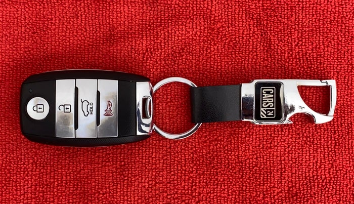 2019 KIA SELTOS HTX 1.5 PETROL MT, Petrol, Manual, 41,289 km, Key Close Up