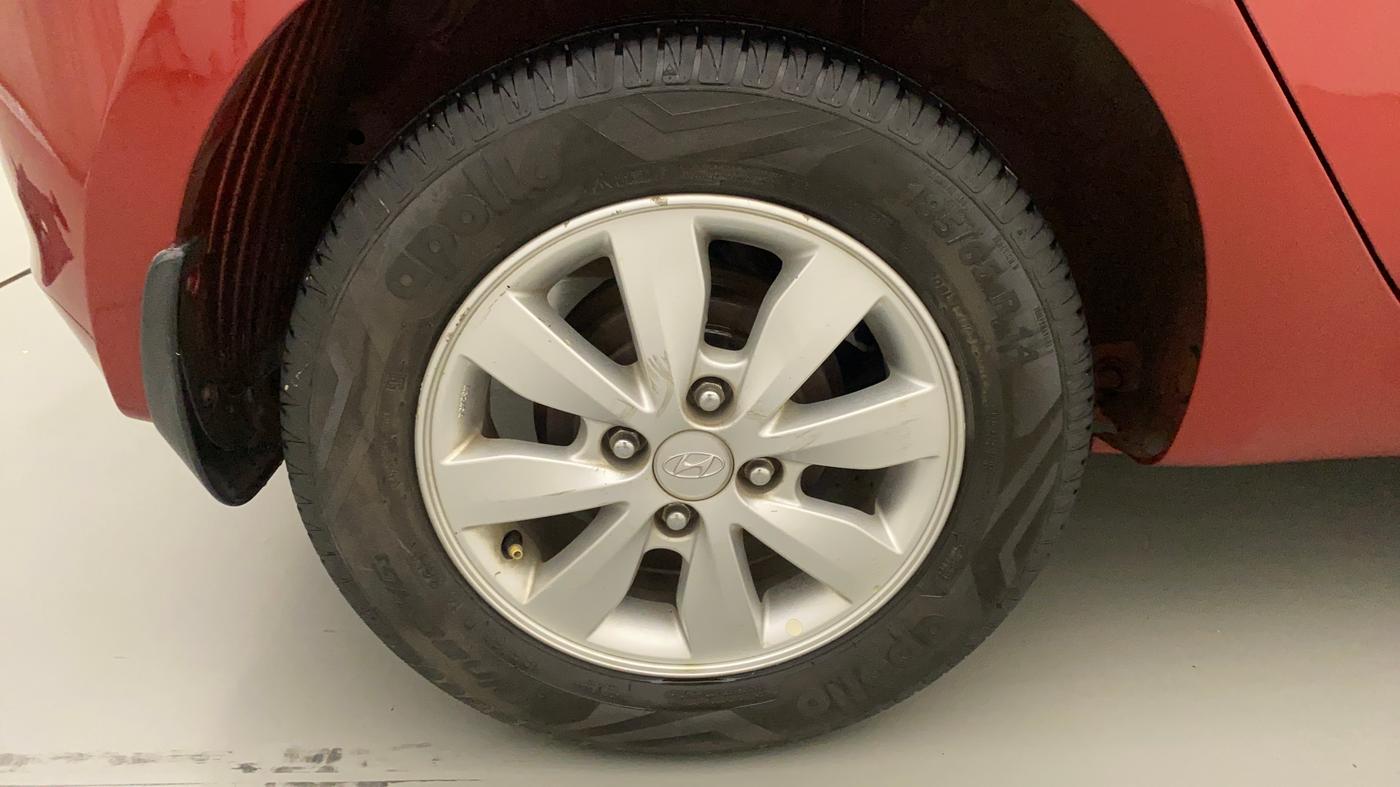 2013 Hyundai i20 SPORTZ 1.2, Petrol, Manual, 81,359 km, Right Rear Wheel