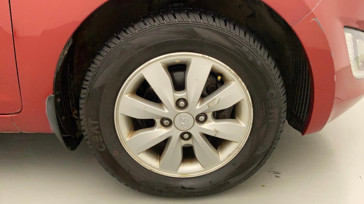 2013 Hyundai i20 SPORTZ 1.2, Petrol, Manual, 81,359 km, Right Front Wheel