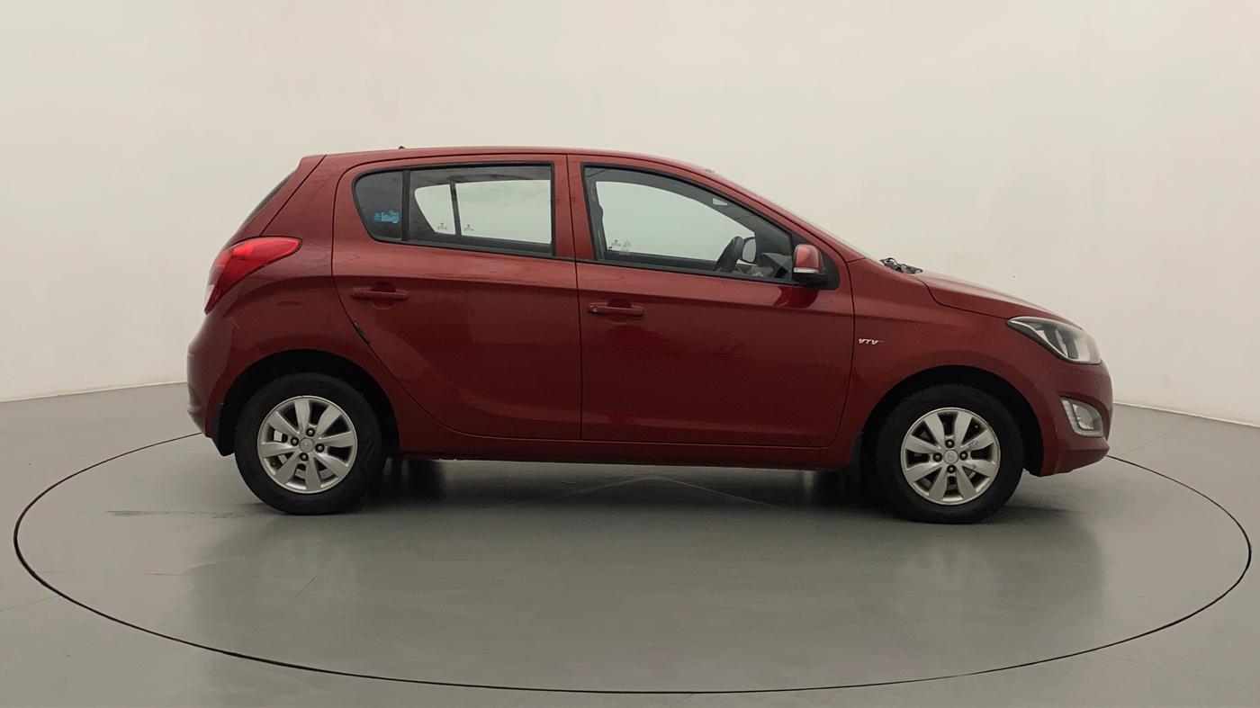 2013 Hyundai i20 SPORTZ 1.2, Petrol, Manual, 81,359 km, Right Side