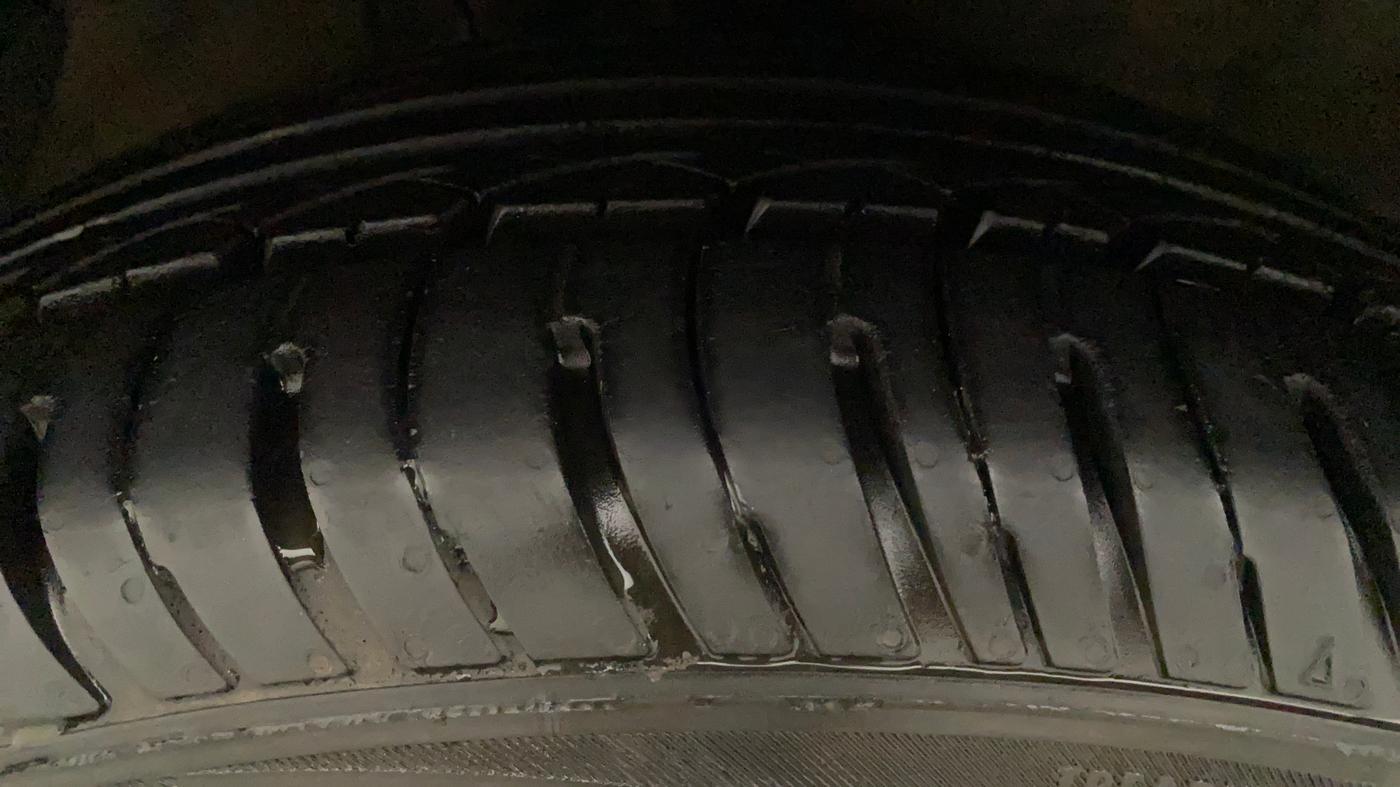 2013 Hyundai i20 SPORTZ 1.2, Petrol, Manual, 81,359 km, Left Front Tyre Tread