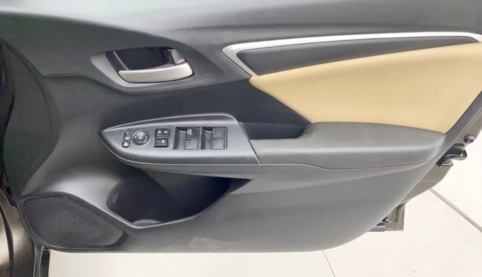 2019 Honda Jazz 1.2L I-VTEC VX CVT, Petrol, Automatic, 61,734 km, Driver Side Door Panels Control