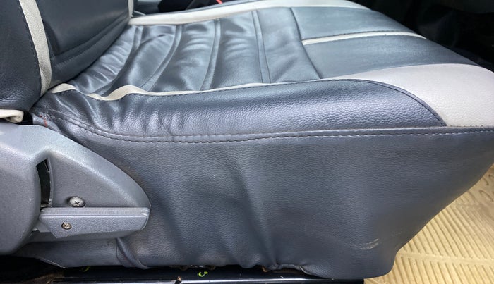 2013 Maruti Alto 800 LXI, Petrol, Manual, 79,590 km, Driver Side Adjustment Panel