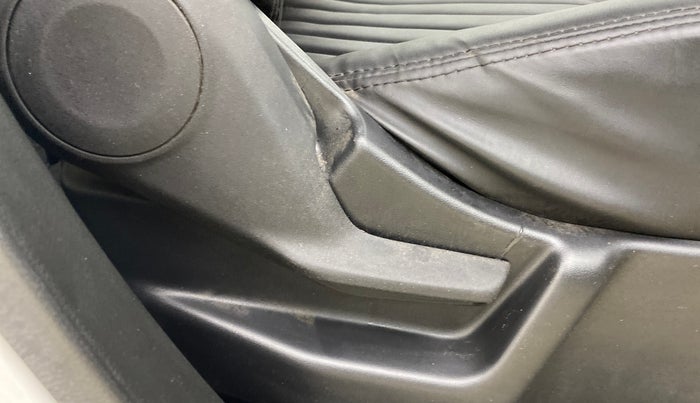 2023 Maruti New Wagon-R VXI 1.0, Petrol, Manual, 27,364 km, Driver Side Adjustment Panel