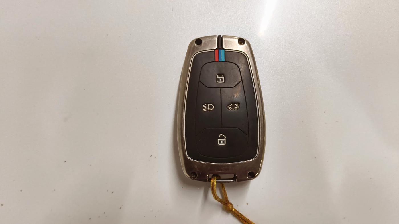 2020 Tata ALTROZ XZ PETROL, CNG, Manual, 59,591 km, Key Close Up