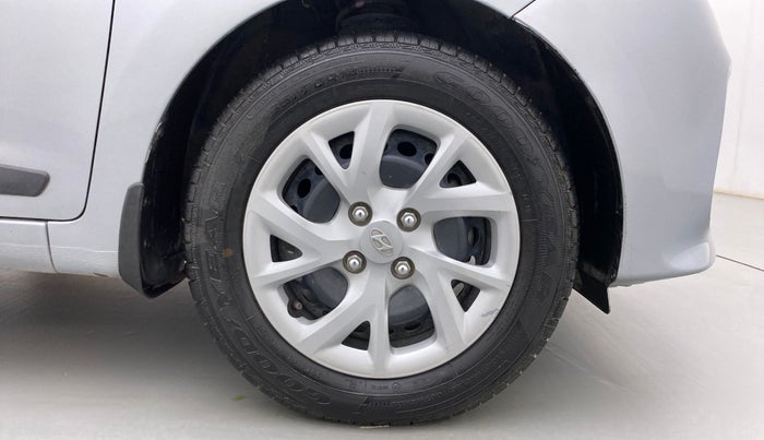 2019 Hyundai Grand i10 SPORTZ 1.2 KAPPA VTVT, Petrol, Manual, 35,929 km, Right Front Wheel