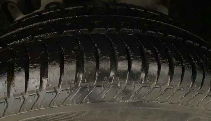 2017 Ford Ecosport TREND 1.5L PETROL, Petrol, Manual, 32,824 km, Left Front Tyre Tread