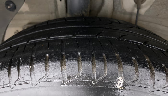 2017 Hyundai i20 Active 1.2 SX, Petrol, Manual, 33,242 km, Right Rear Tyre Tread