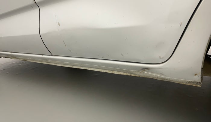 2018 Datsun Redi Go A, CNG, Manual, 67,155 km, Left running board - Slight discoloration
