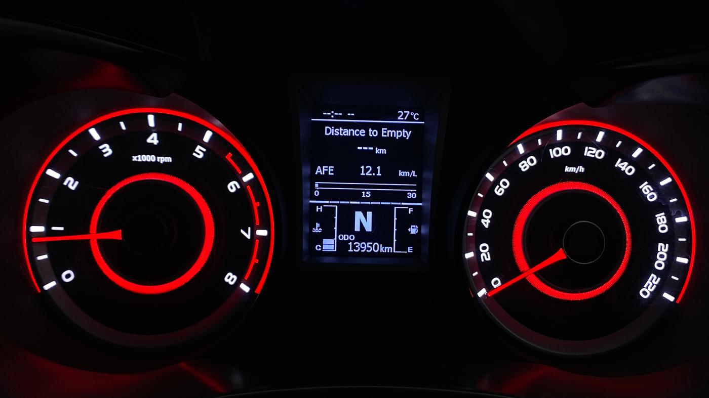 2023 Mahindra XUV300 W6 1.2 PETROL AMT, Petrol, Automatic, 13,946 km, Odometer Image