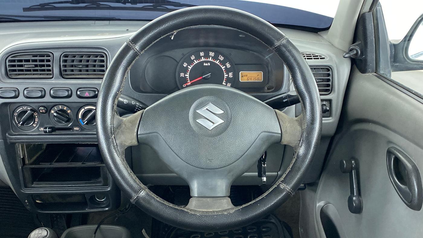 2014 Maruti Alto K10 LXI P, Petrol, Manual, 64,645 km, Steering Wheel Close Up