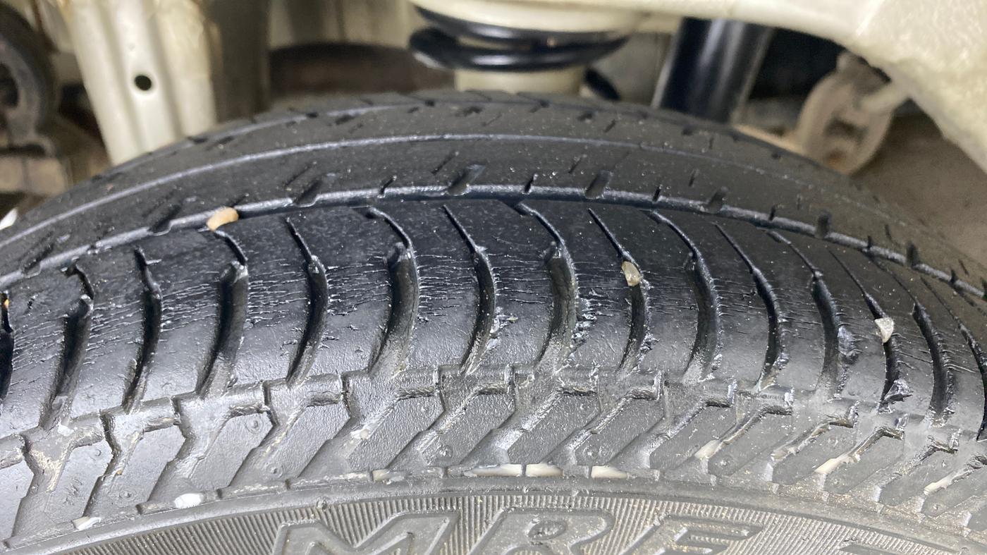 2014 Maruti Alto K10 LXI P, Petrol, Manual, 64,645 km, Right Rear Tyre Tread