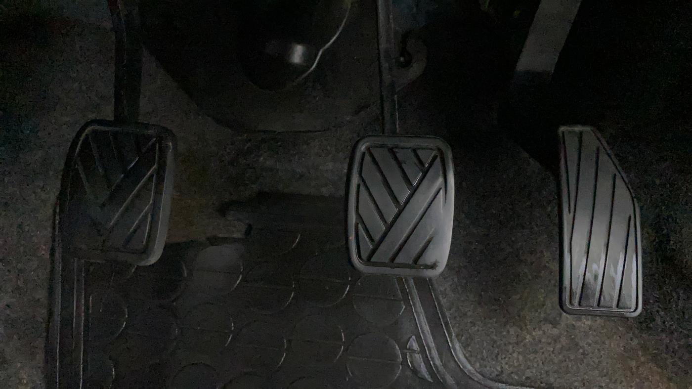 2016 Maruti Celerio VXI CNG, CNG, Manual, 70,685 km, Pedals