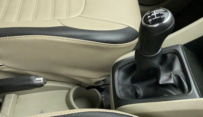 2016 Maruti Celerio VXI CNG, CNG, Manual, 70,685 km, Gear Lever