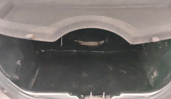 2018 Tata Tiago XZ DIESEL, Diesel, Manual, 1,47,128 km, Boot Inside