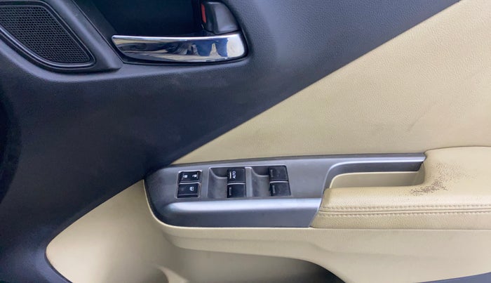 2016 Honda City 1.5L I-VTEC VX, Petrol, Manual, 76,361 km, Driver Side Door Panels Control